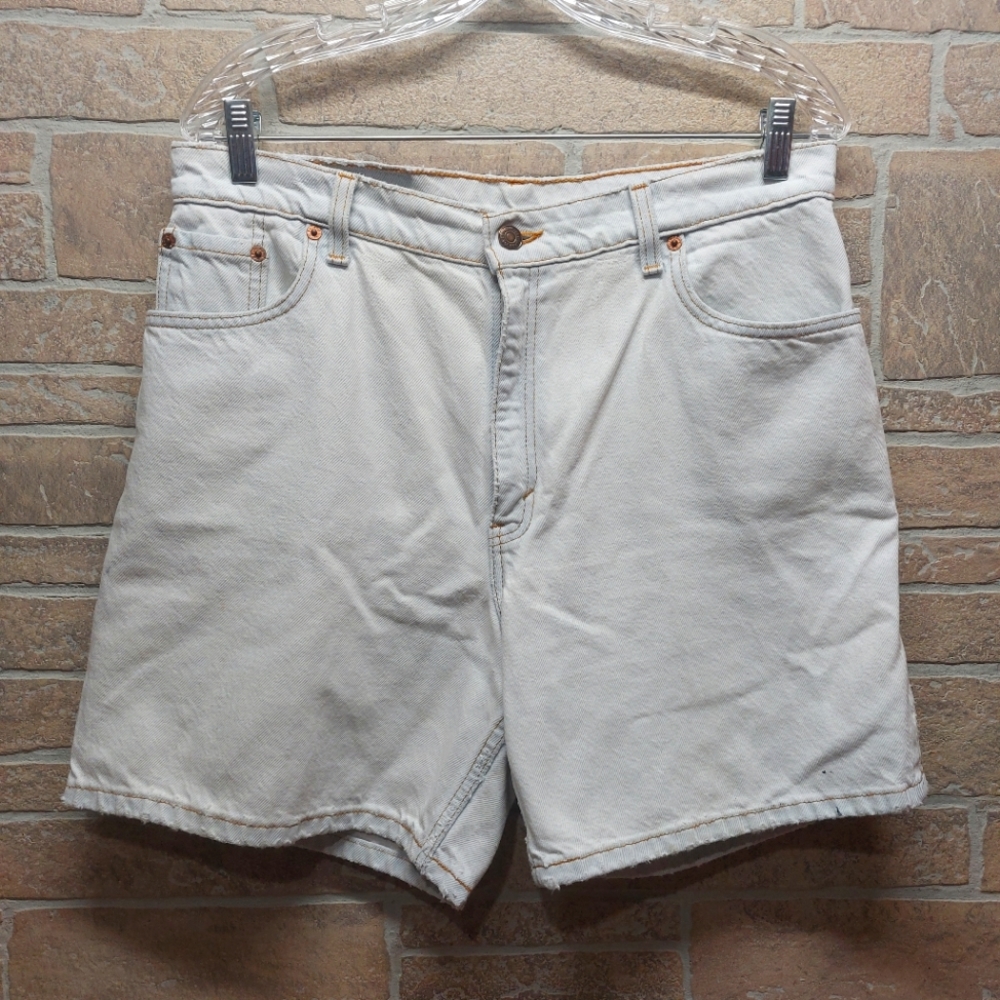 Vintage Levi shorts super Lightwash size 15